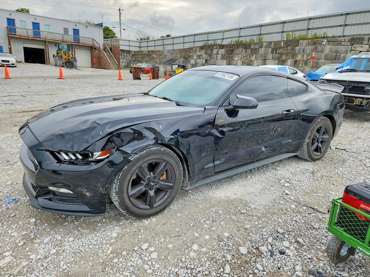 2017 Ford Mustang - zdjęcie główne