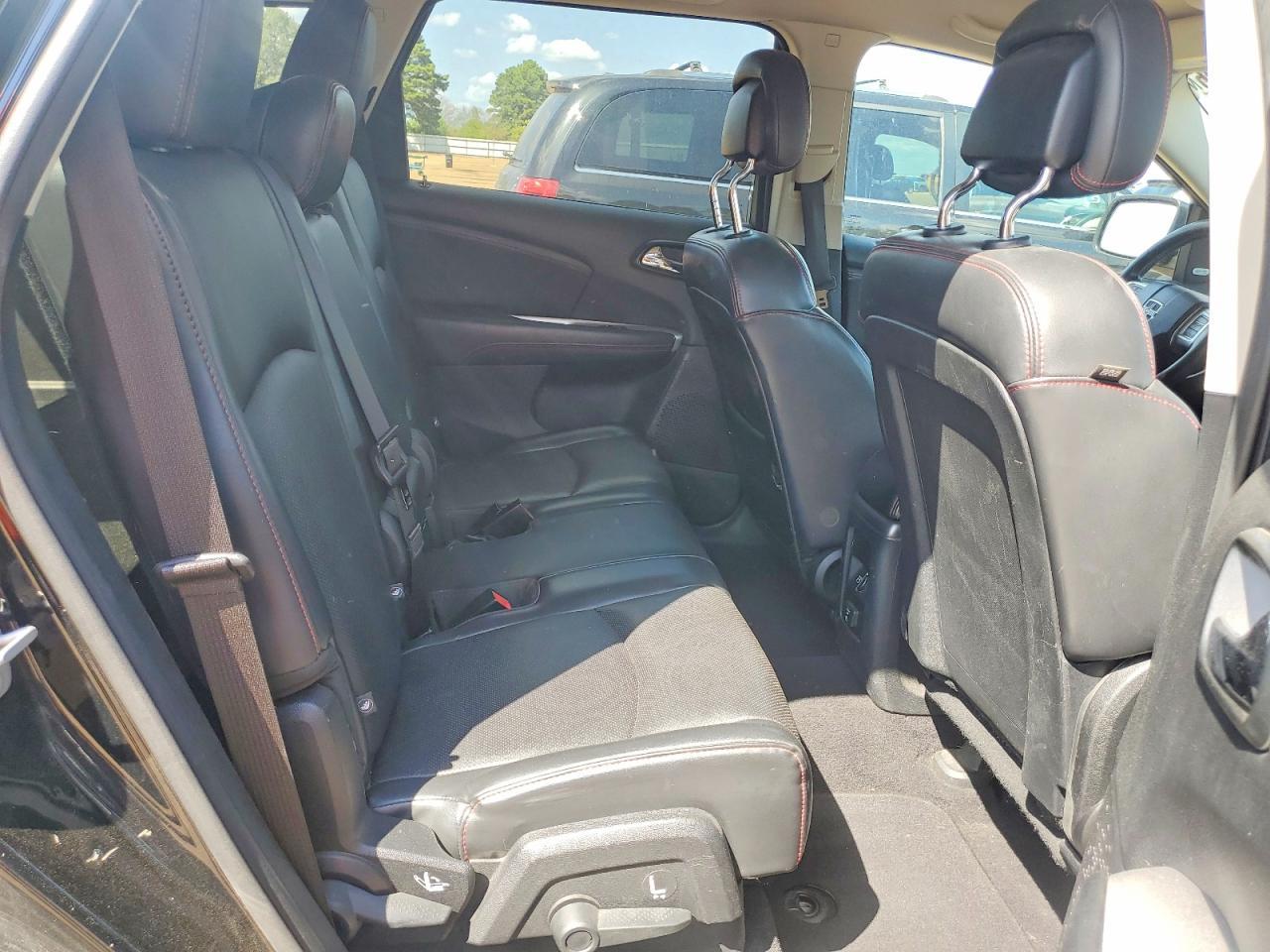 2014 Dodge Journey R/T - zdjęcie 11