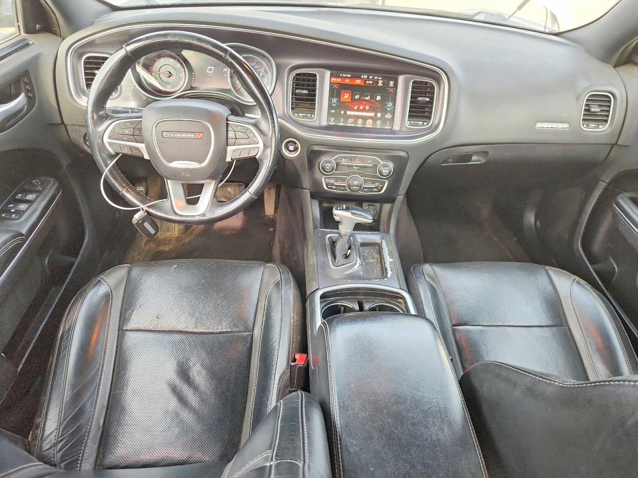 2016 Dodge Charger Sxt - zdjęcie 8