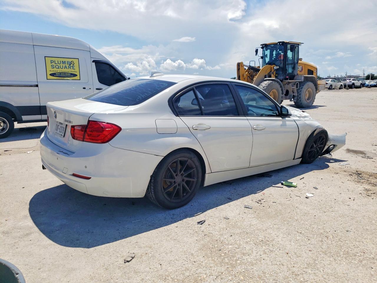 2014 BMW 328 I - zdjęcie 3