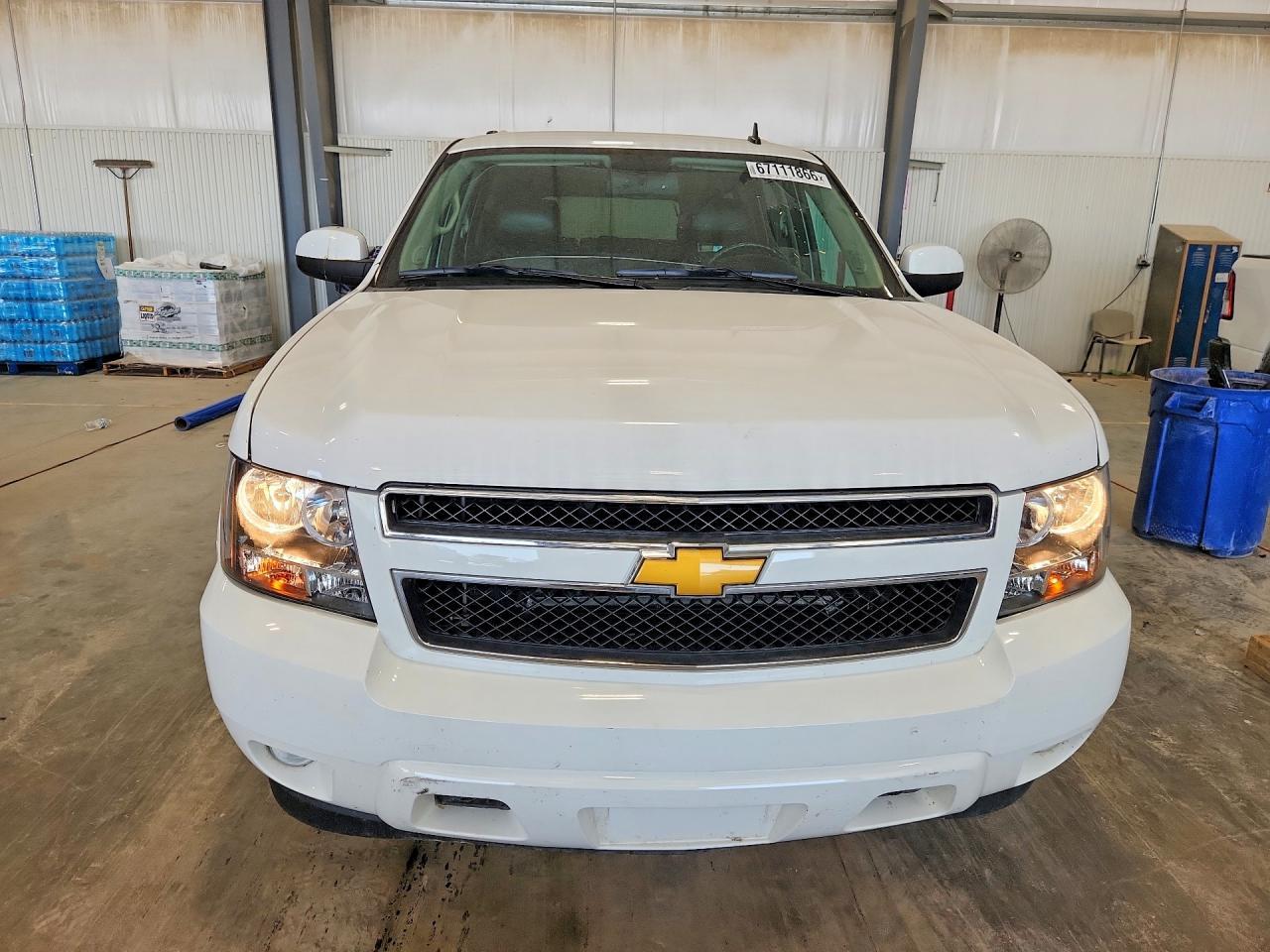 2014 Chevrolet Suburban K1500 Lt - zdjęcie 5