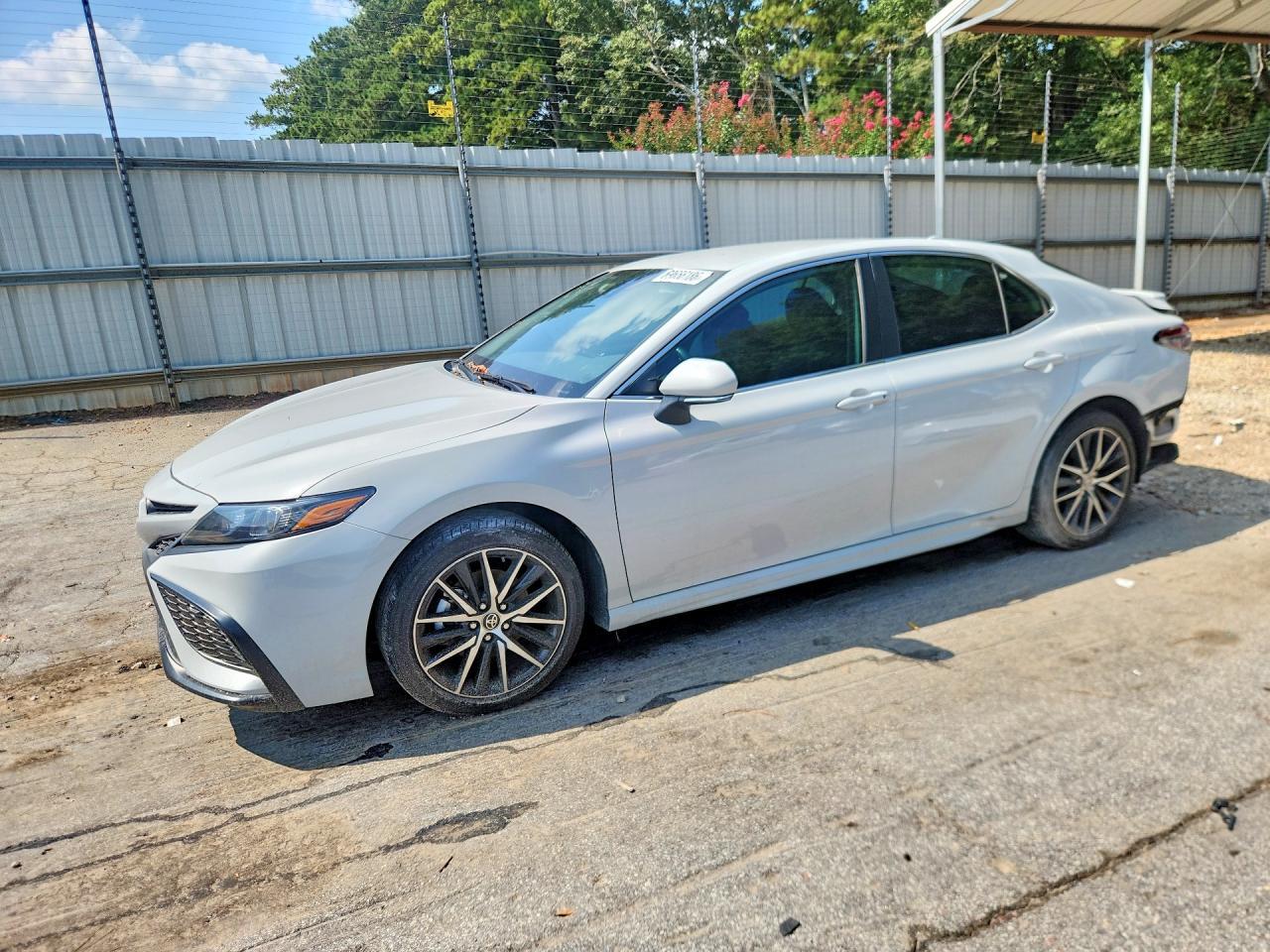 2023 Toyota Camry Se - zdjęcie główne