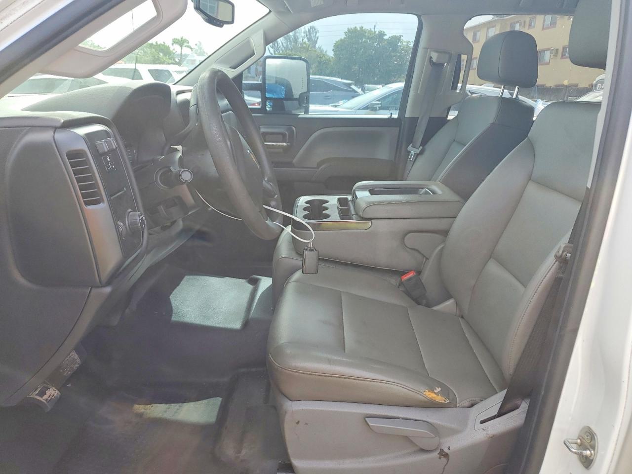 2017 Chevrolet Silverado C2500 Heavy Duty - zdjęcie 7