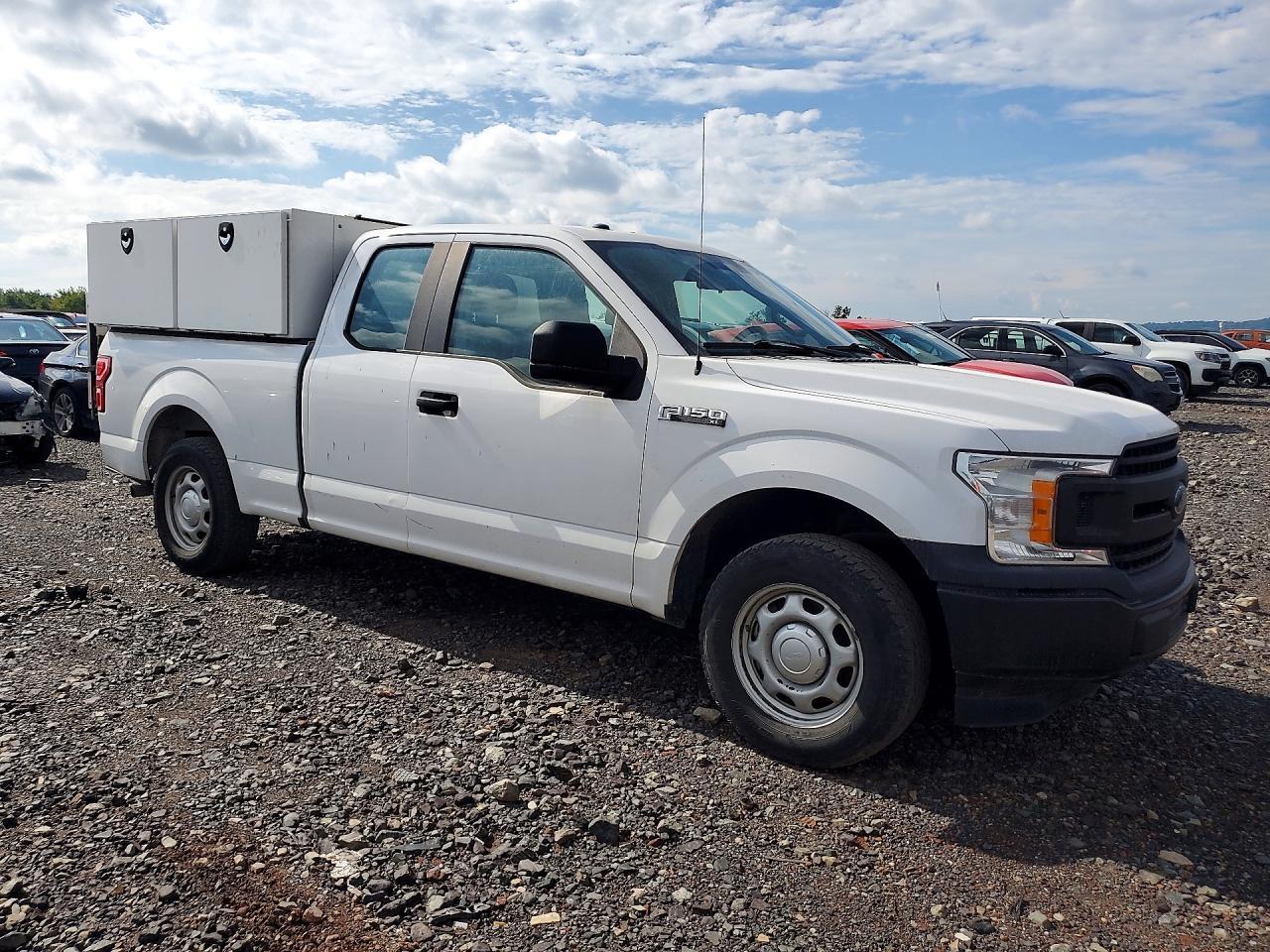2018 Ford F150 Super Cab - zdjęcie 4