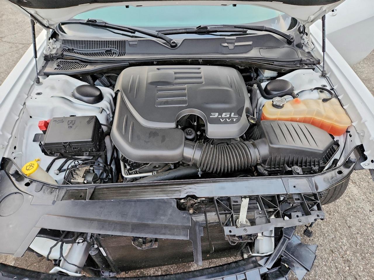 2020 Dodge Challenger Sxt - zdjęcie 11