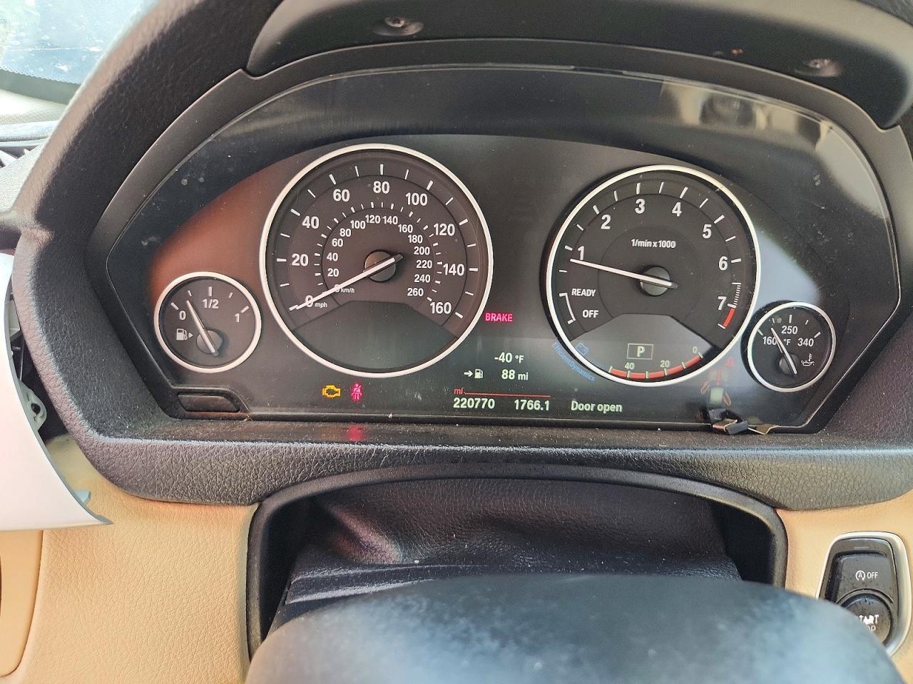 2018 BMW 320 I - zdjęcie 9