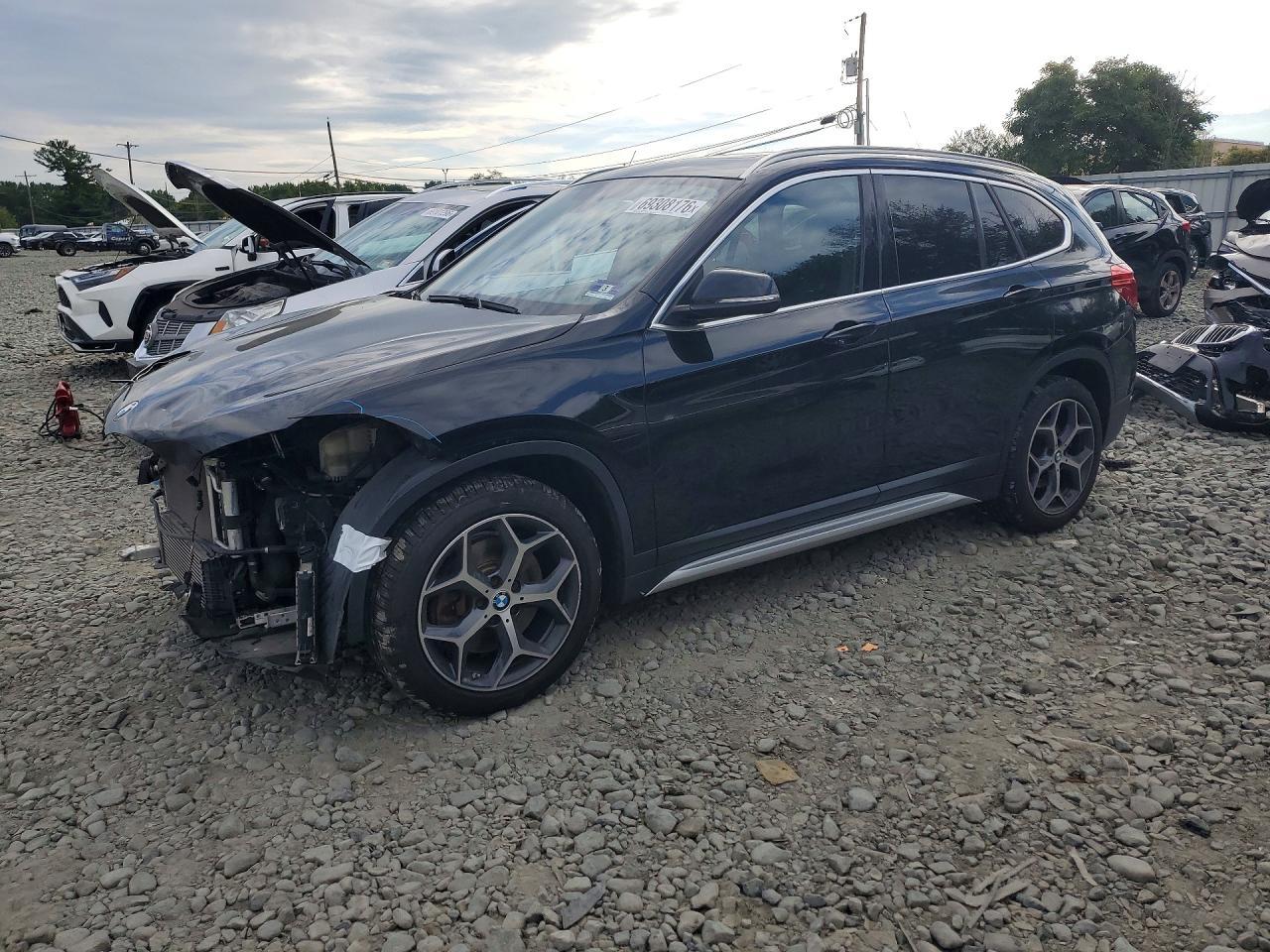 2019 BMW X1 xDrive28I - zdjęcie główne