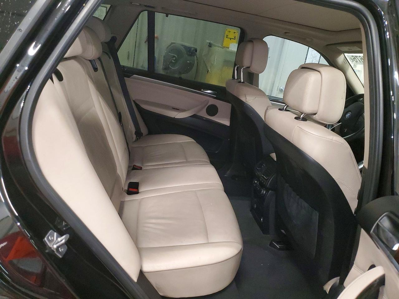 2013 BMW X5 xDrive35I - zdjęcie 11