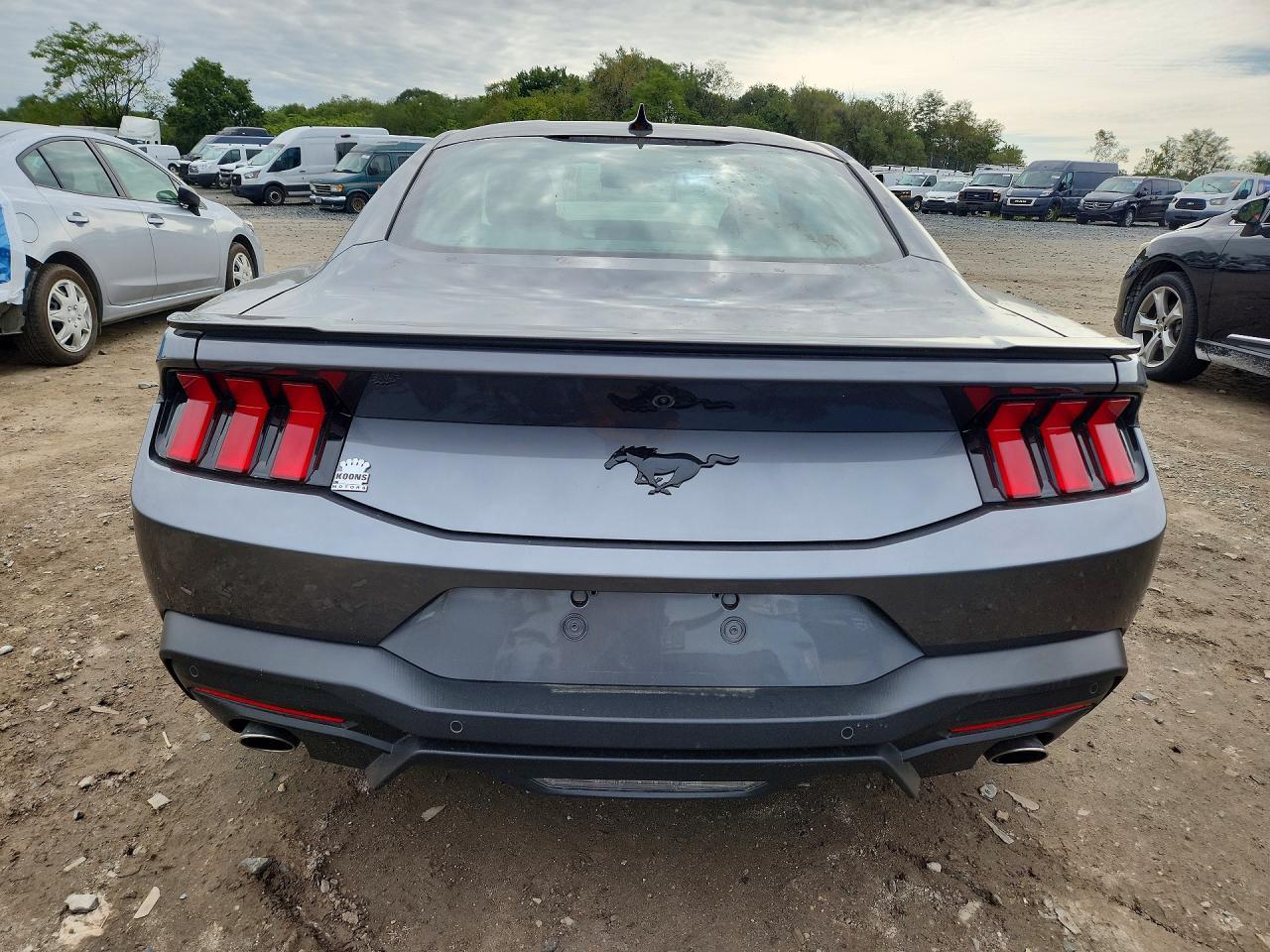 2026 Ford Mustang - zdjęcie 6