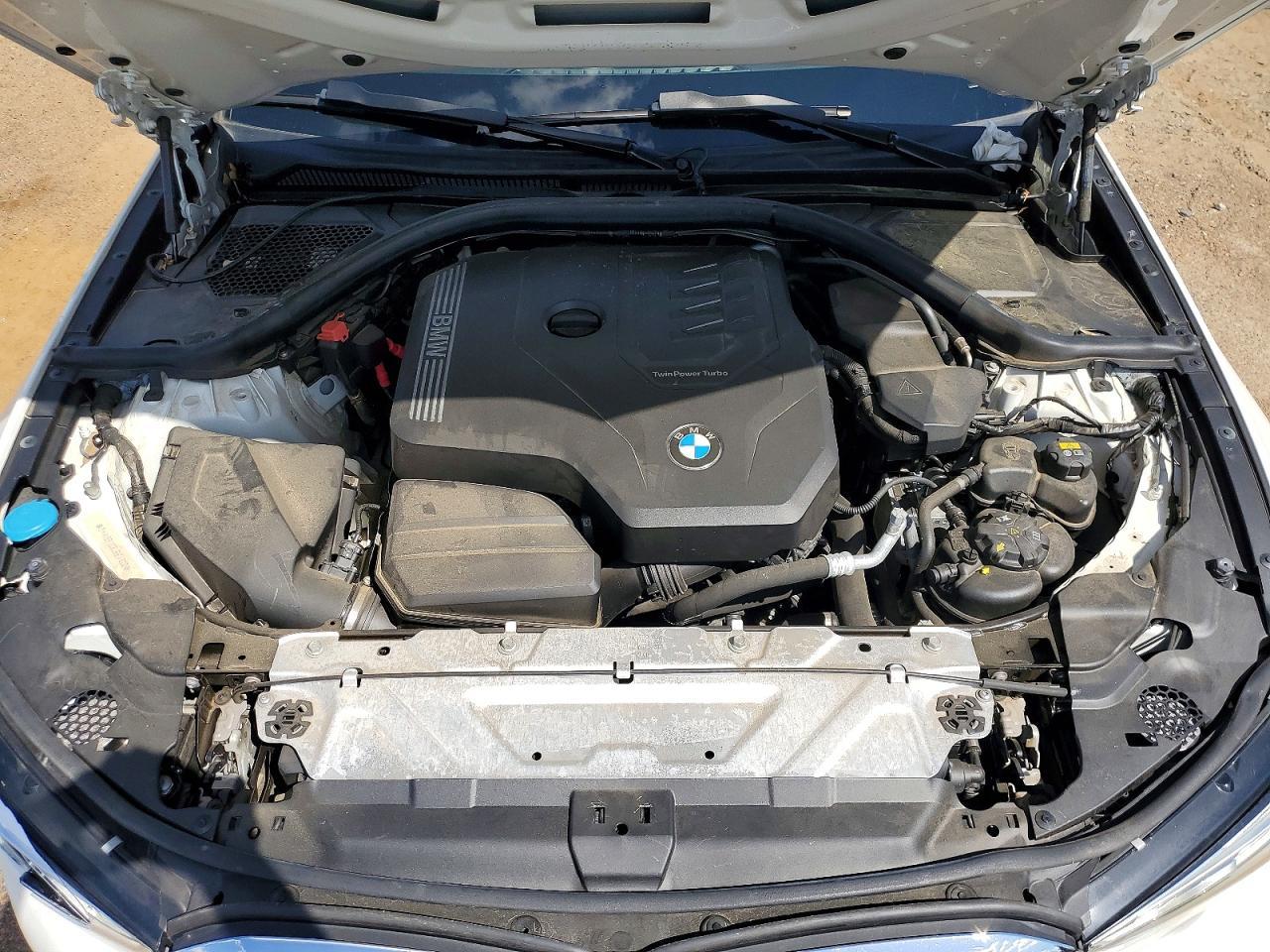 2020 BMW 330I - zdjęcie 11
