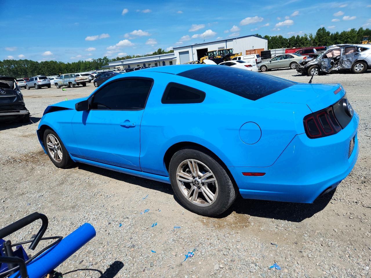 2014 Ford Mustang - zdjęcie 2