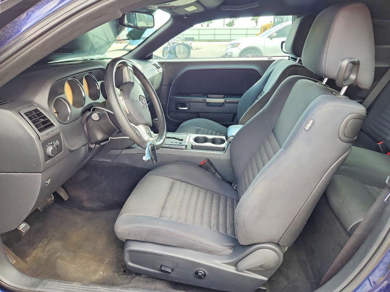 2014 Dodge Challenger Sxt - zdjęcie 7