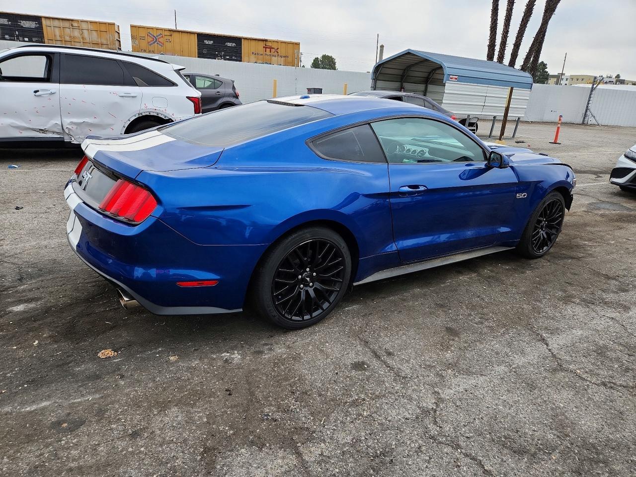 2017 Ford Mustang Gt - zdjęcie 3