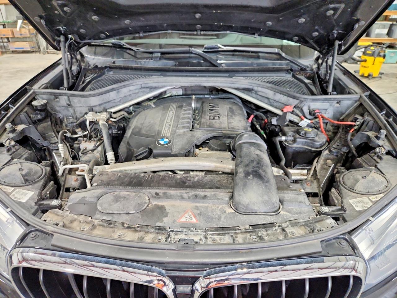 2015 BMW X5 xDrive35I - zdjęcie 12