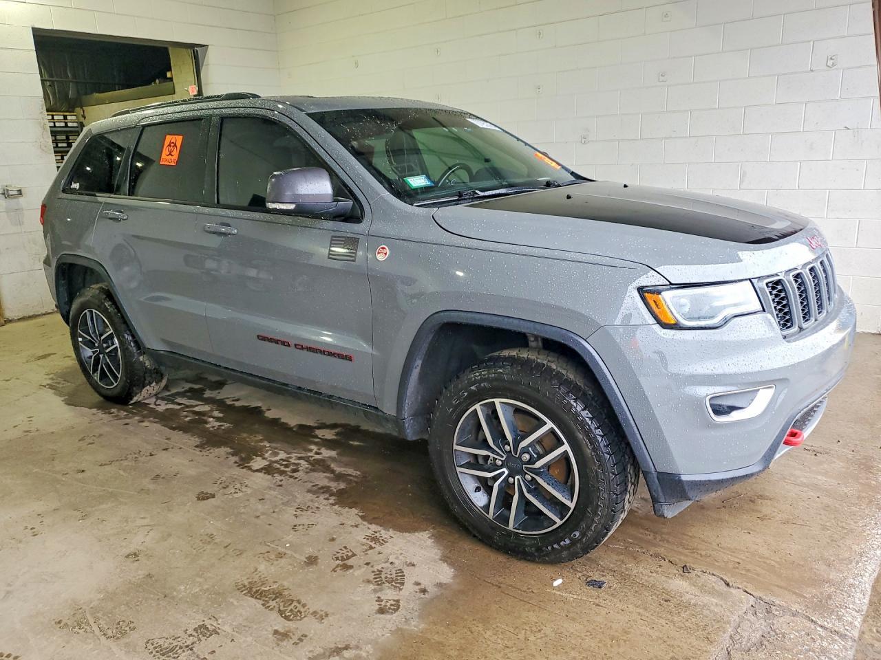 2020 Jeep Grand Cherokee Trailhawk - zdjęcie 4