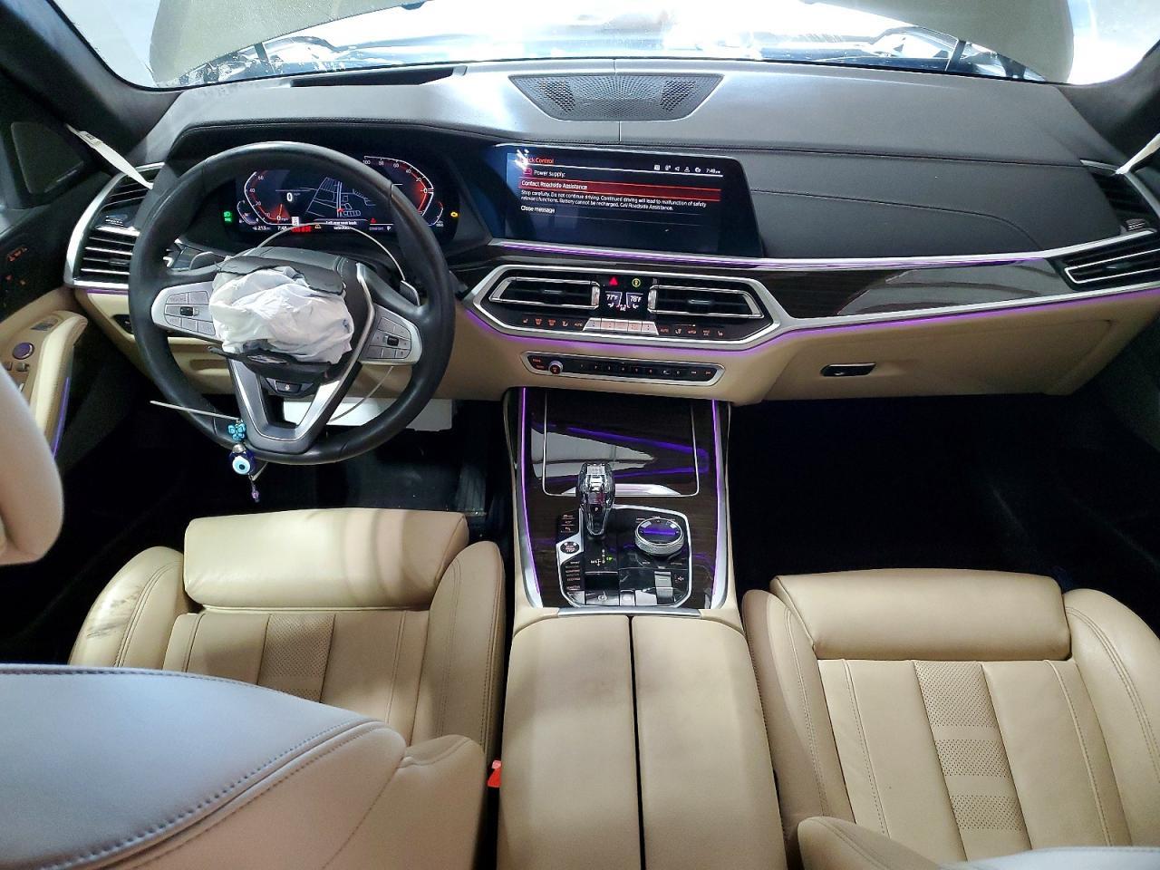 2021 BMW X7 xDrive40I - zdjęcie 8