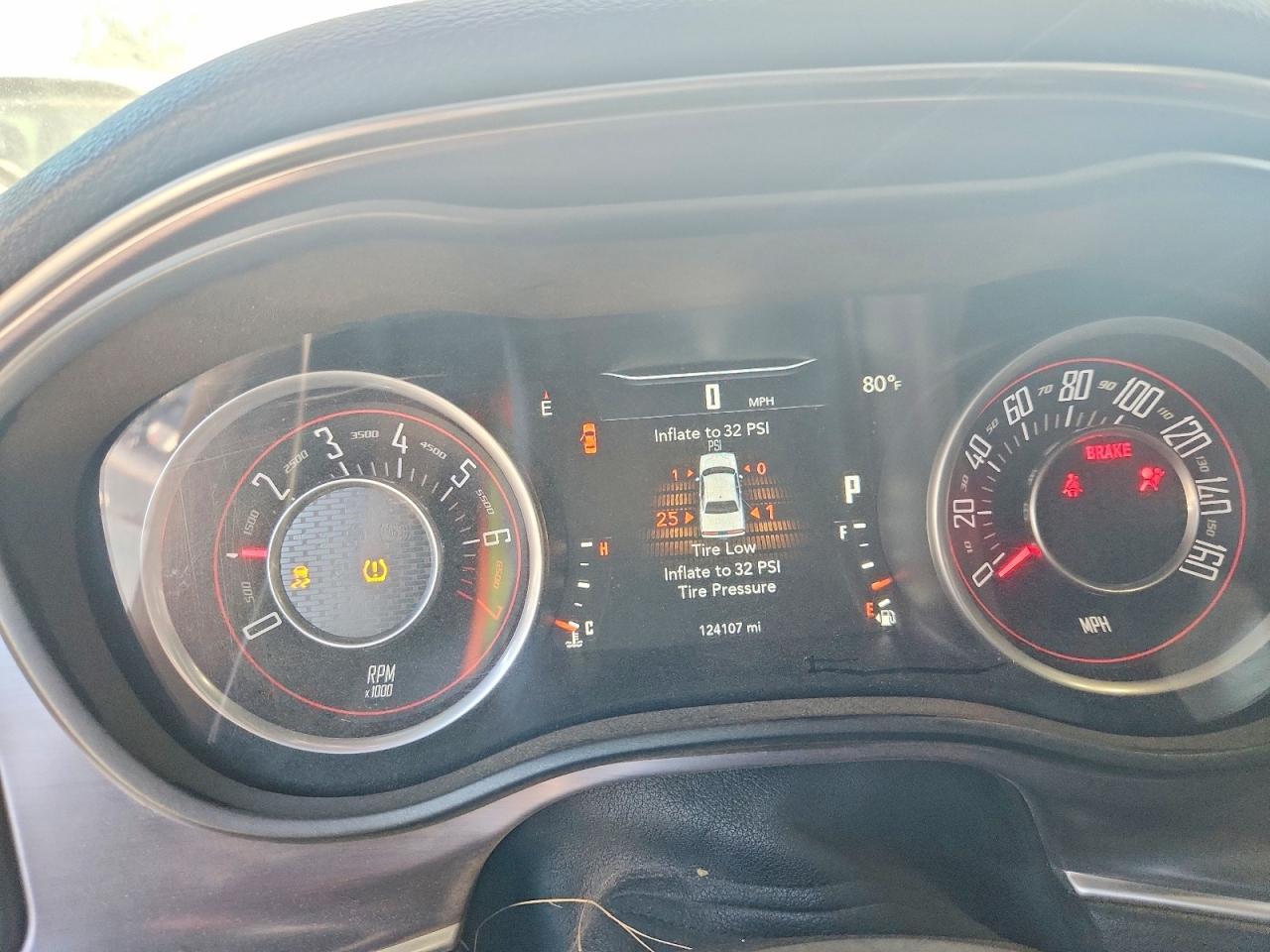2016 Dodge Challenger Sxt - zdjęcie 9