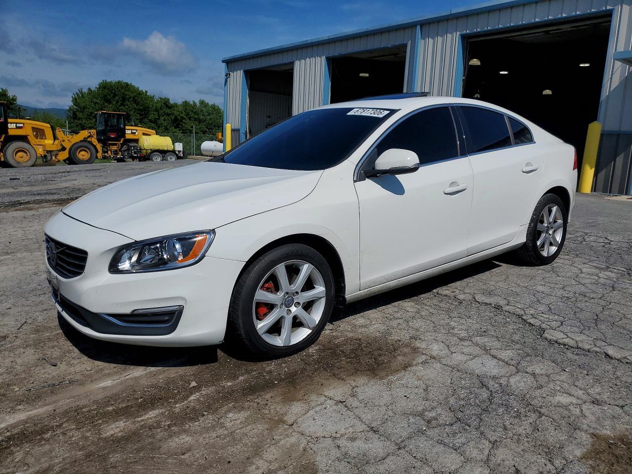 2016 Volvo S60 Premier - zdjęcie główne
