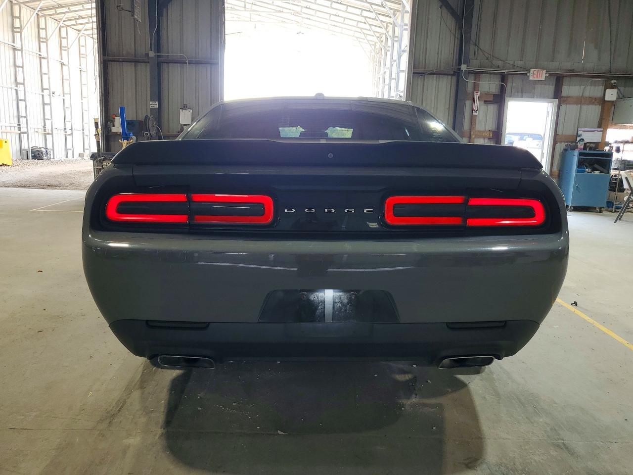2018 Dodge Challenger R/T - zdjęcie 6