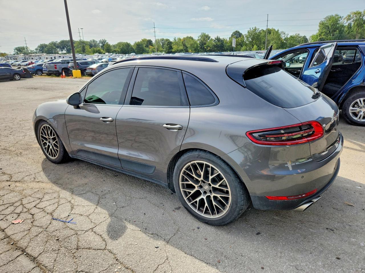 2015 Porsche Macan S - zdjęcie 2