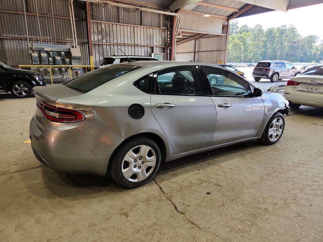 Dodge Dart - zdjęcie 3