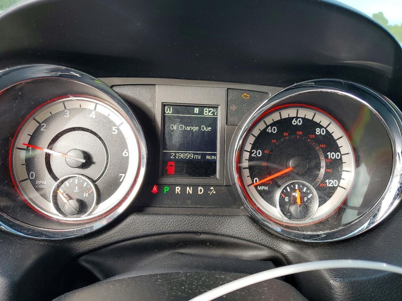 2015 Dodge Grand Caravan R/T - zdjęcie 9