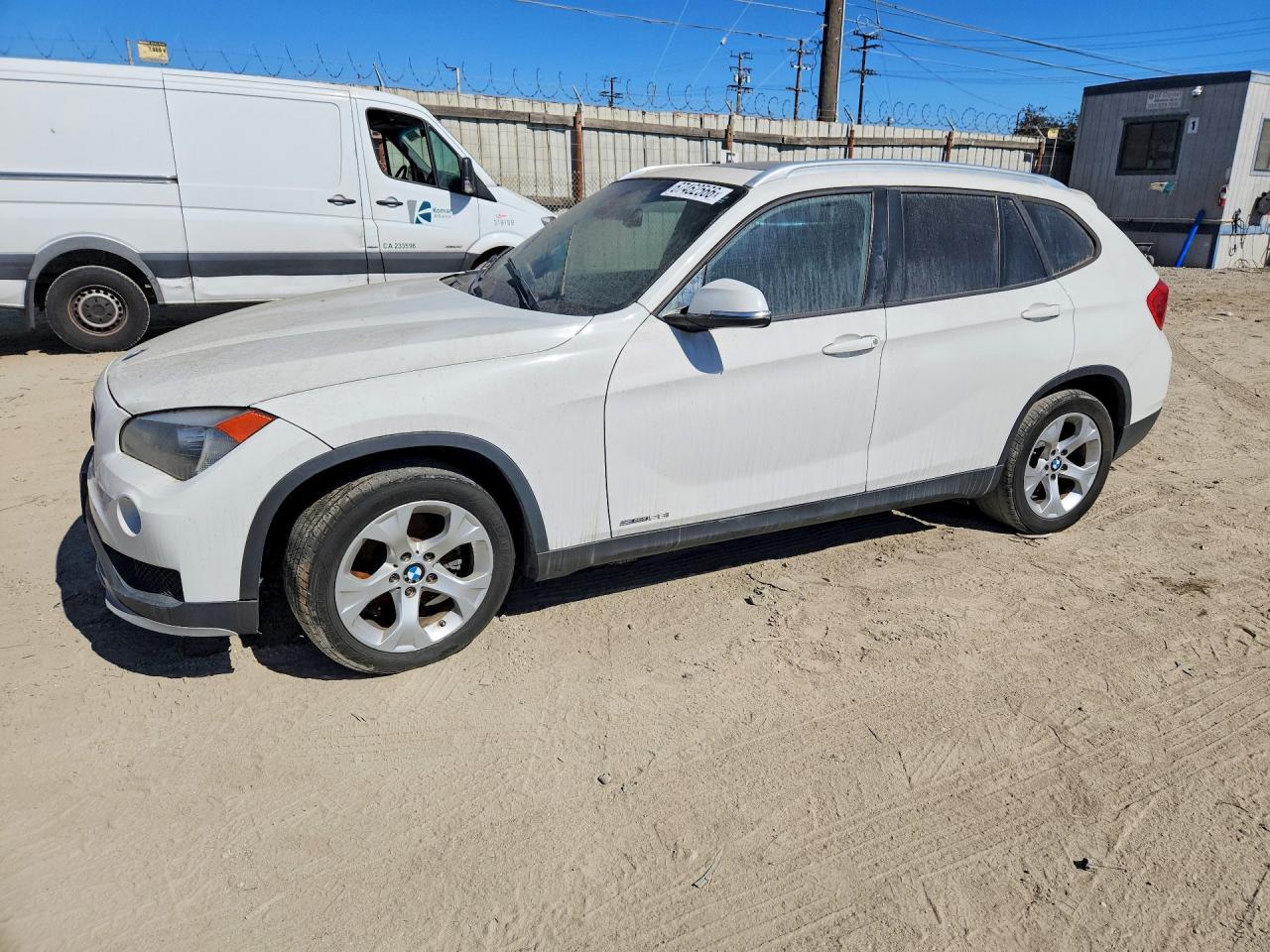 2015 BMW X1 Sdrive28I - zdjęcie główne