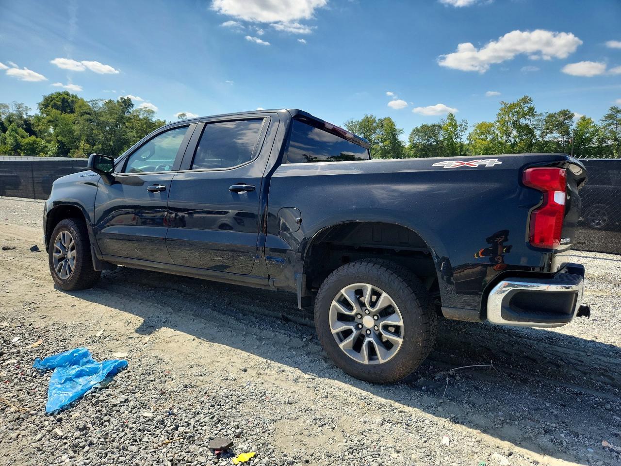 2022 Chevrolet Silverado Ltd K1500 Lt-L - zdjęcie 2