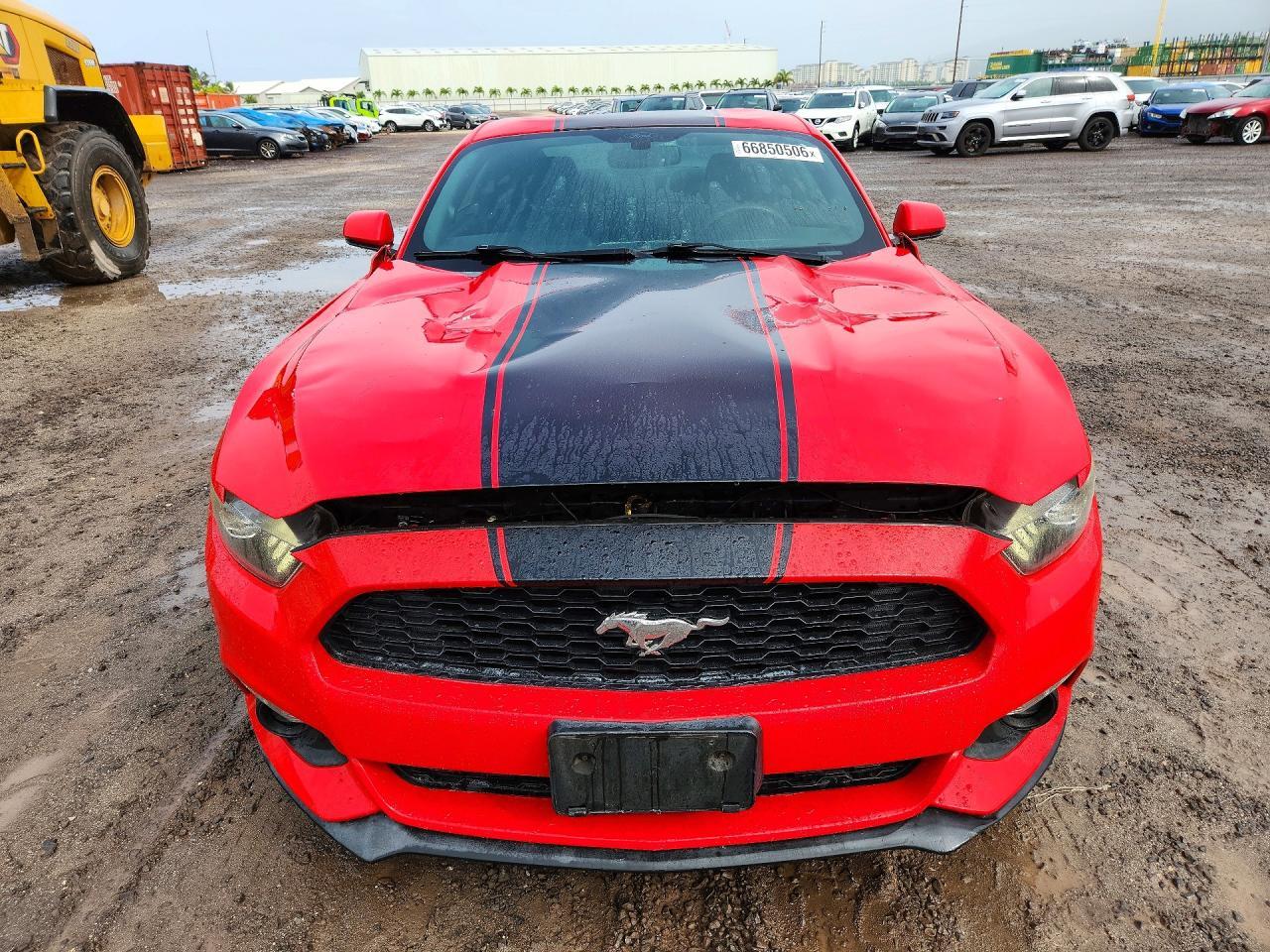 2015 Ford Mustang - zdjęcie 5