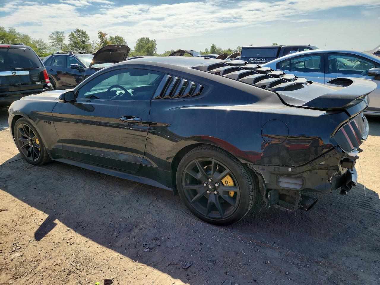 2017 Ford Mustang Gt - zdjęcie 2