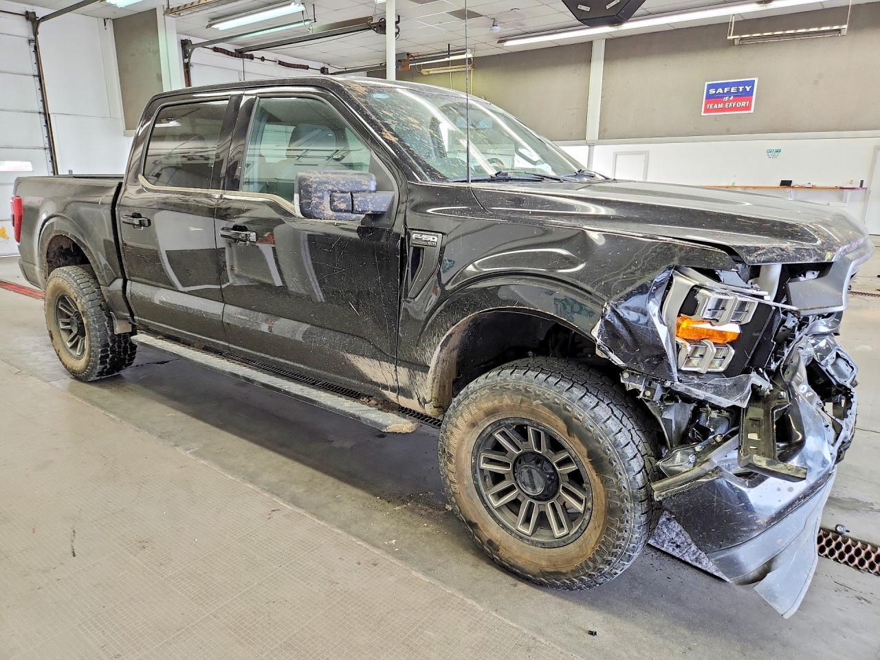 2023 Ford F150 Supercrew - zdjęcie 4