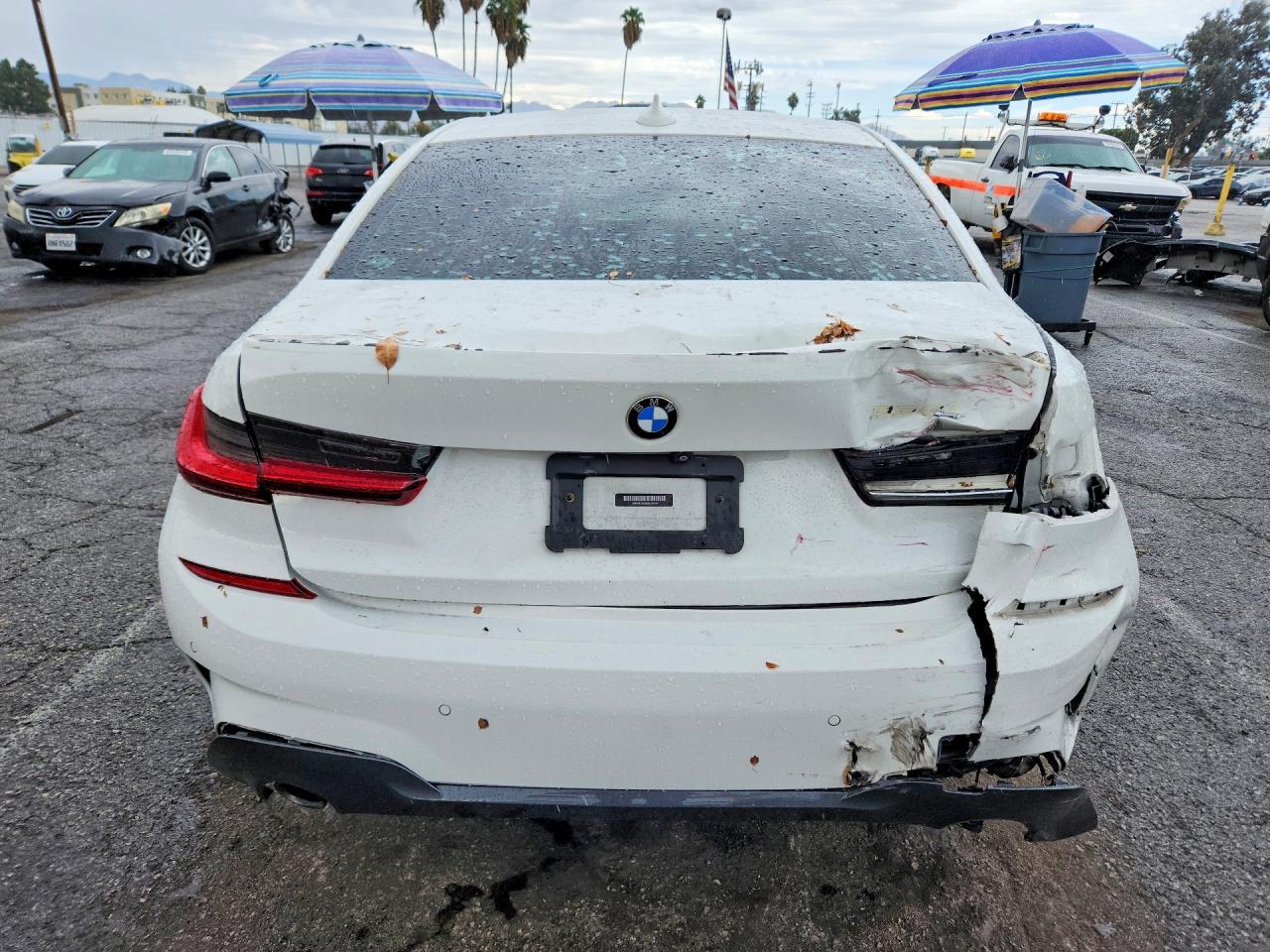 2021 BMW 330I - zdjęcie 6
