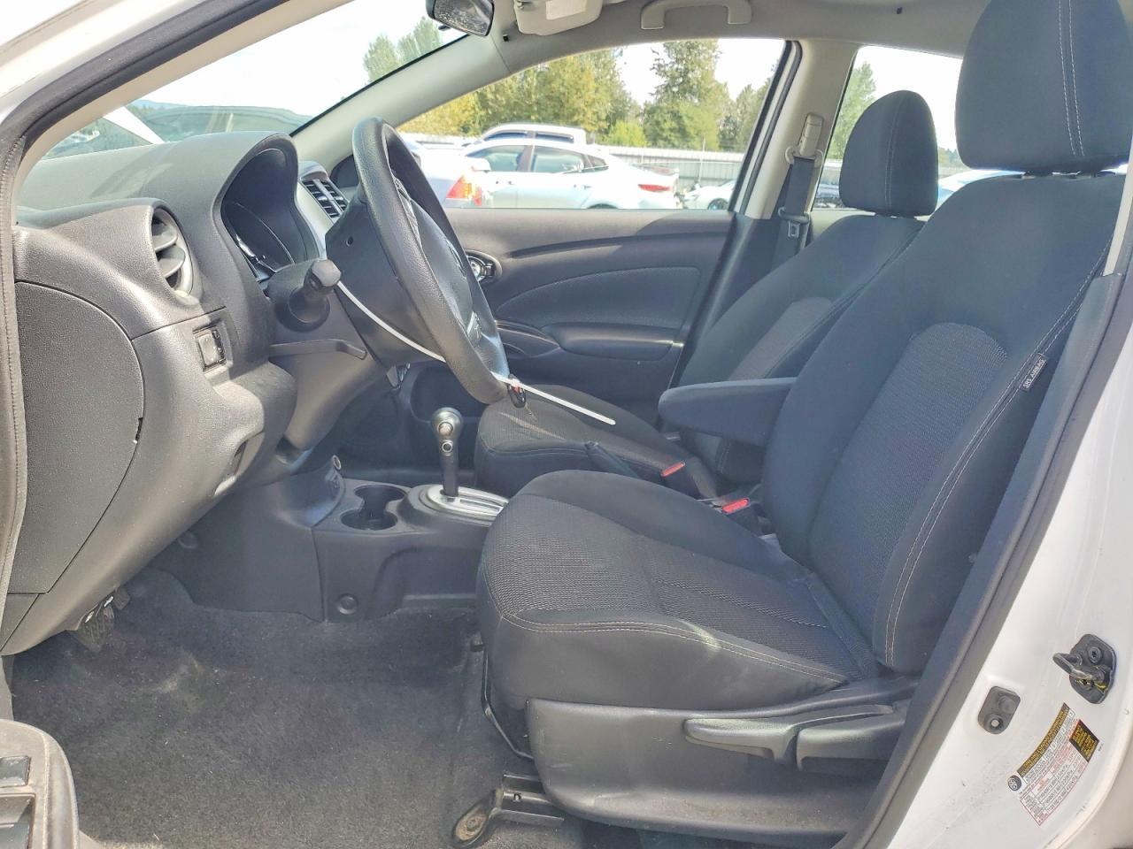 2019 Nissan Versa Sv - zdjęcie 7