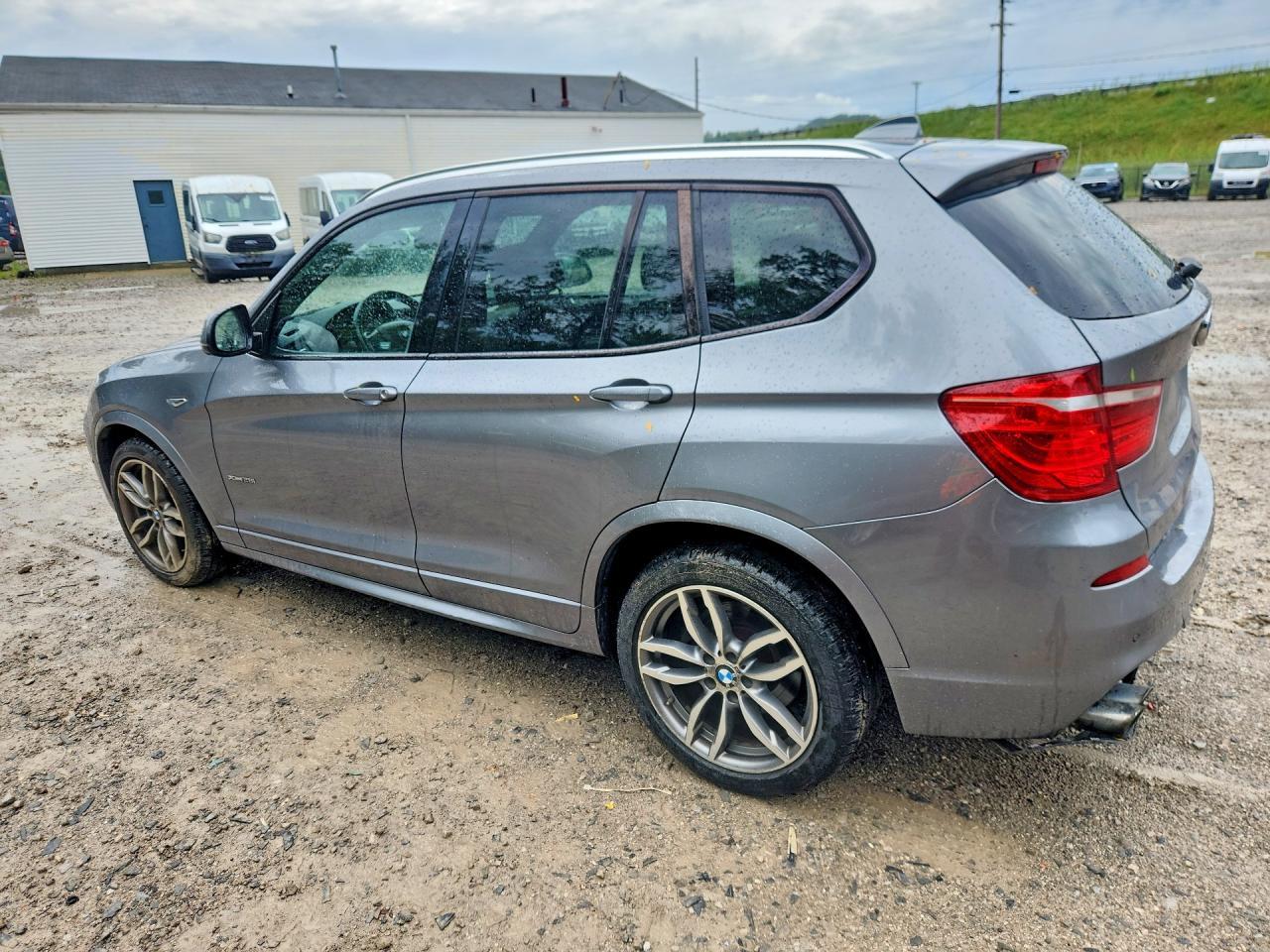 2016 BMW X3 xDrive28I - zdjęcie 2