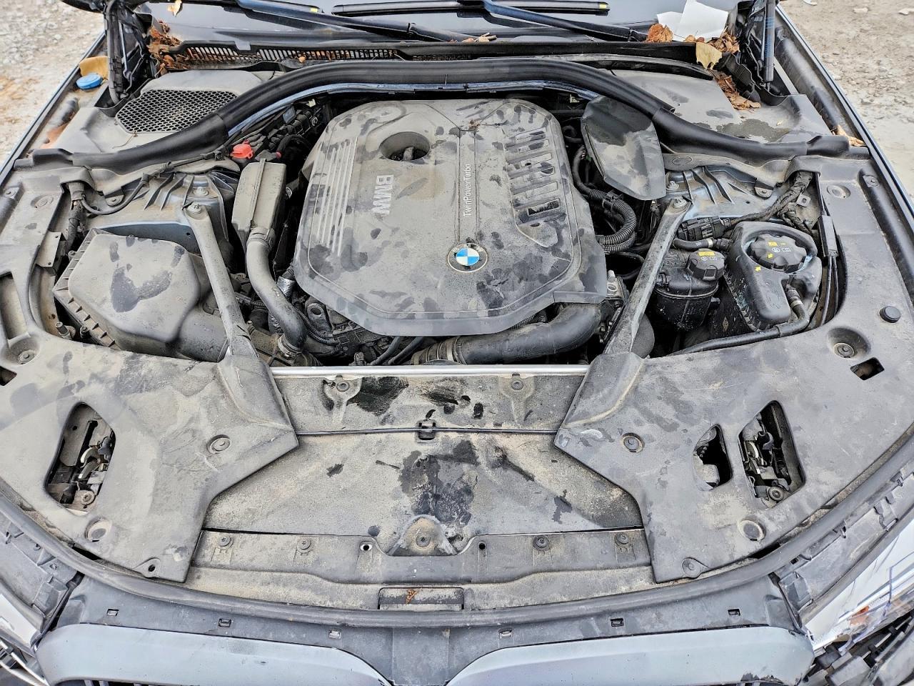 2017 BMW Seria 5 540i - zdjęcie 11