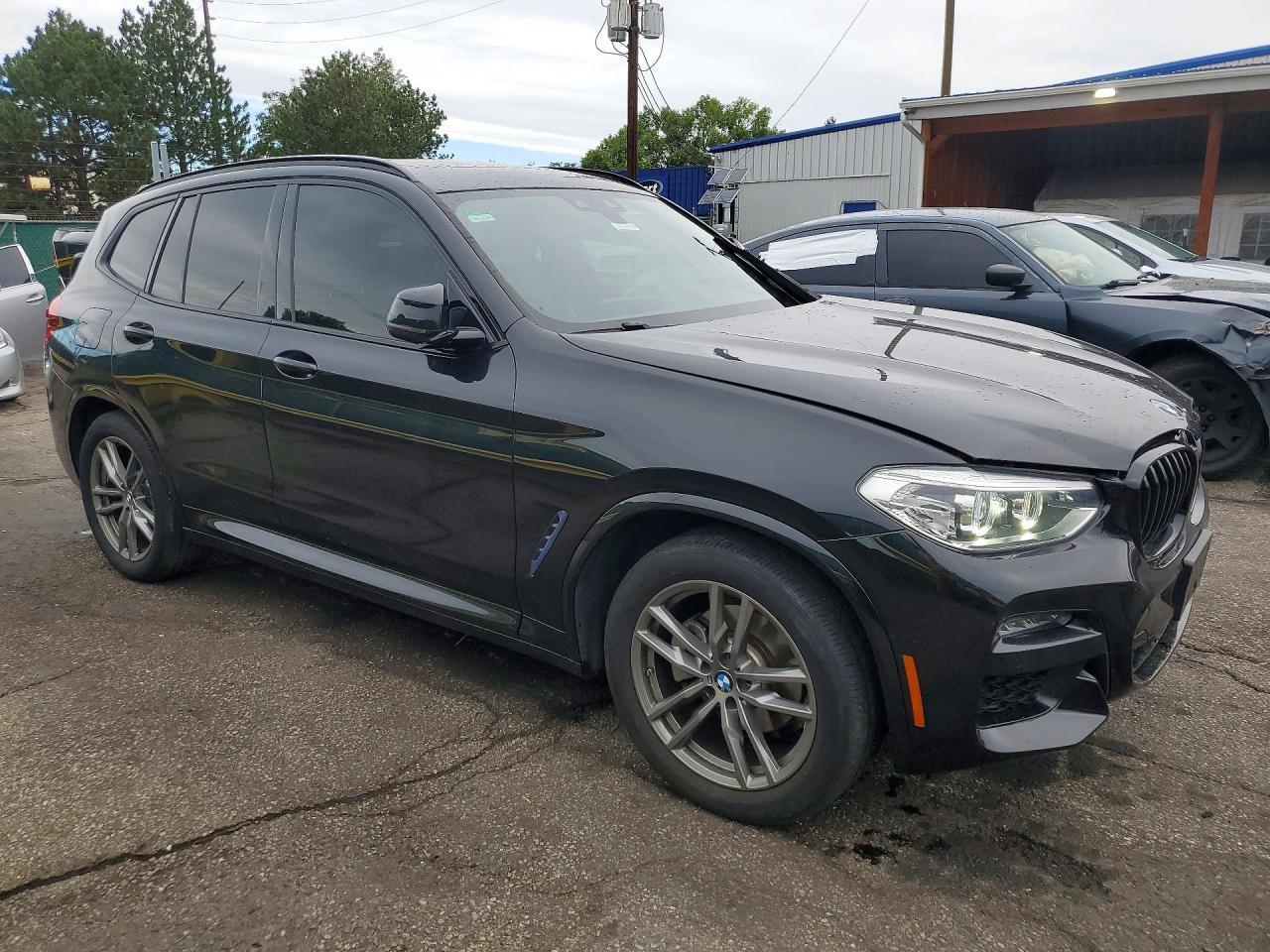 2021 BMW X3 xDrive30E - zdjęcie 4