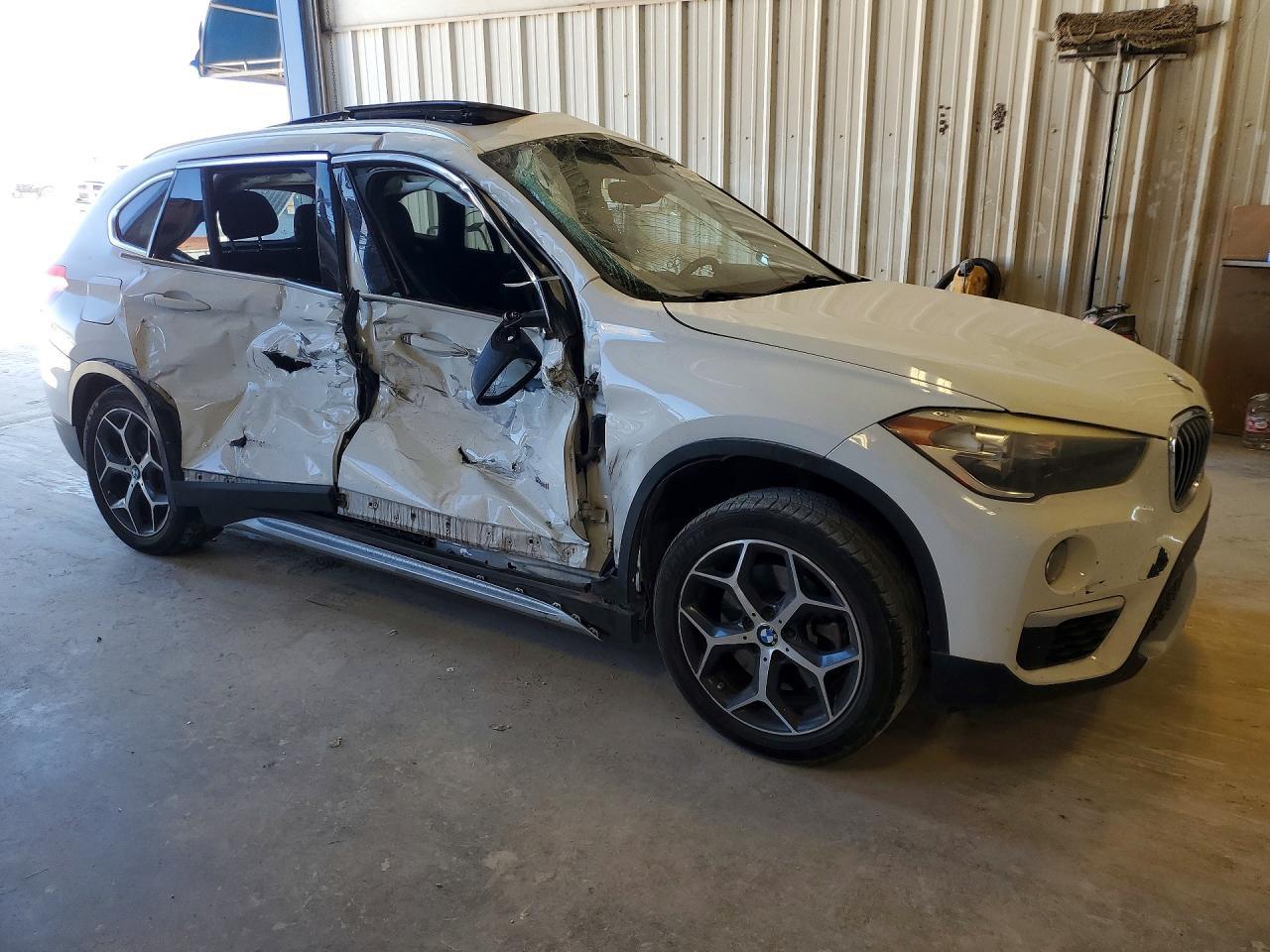 2016 BMW X1 xDrive28I - zdjęcie 4