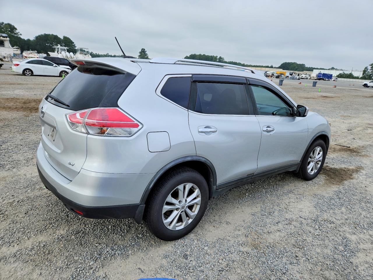 2016 Nissan Rogue Sv - zdjęcie 3