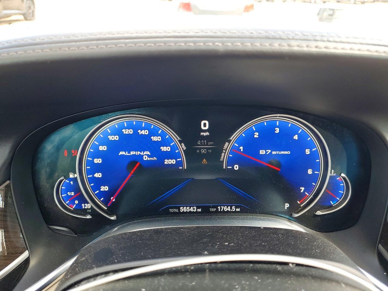 2016 BMW Seria 7 750i - zdjęcie 9