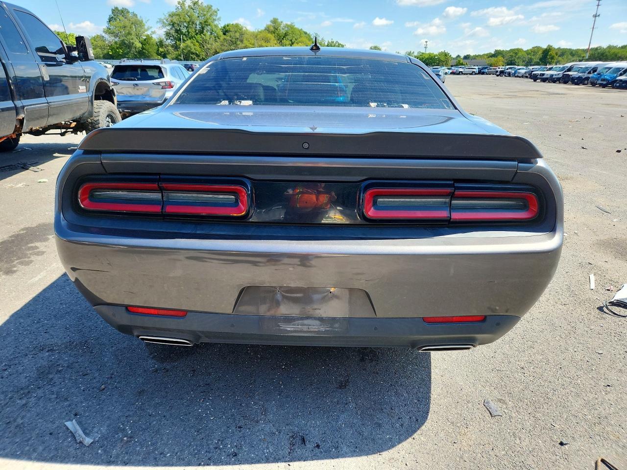 2023 Dodge Challenger Sxt - zdjęcie 6