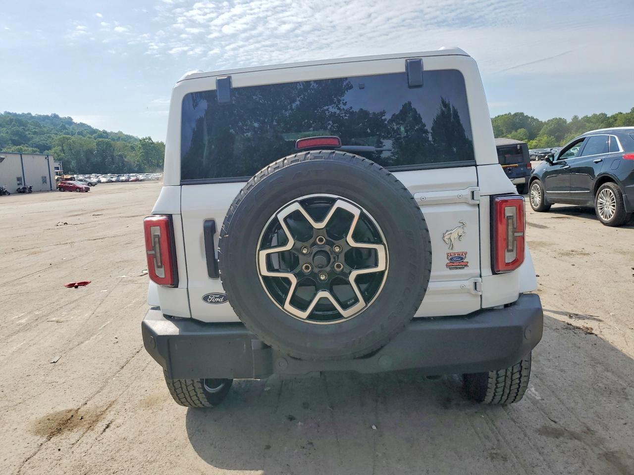 2026 Ford Bronco Outer Banks - zdjęcie 6