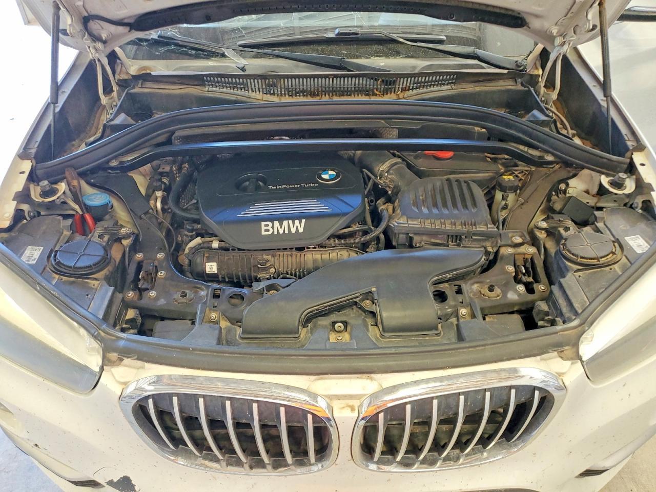 2016 BMW X1 xDrive28I - zdjęcie 12