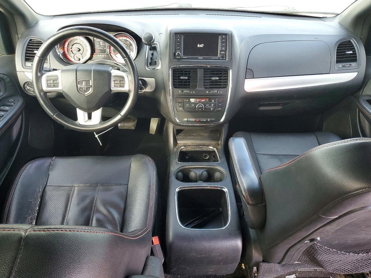 2015 Dodge Grand Caravan R/T - zdjęcie 8