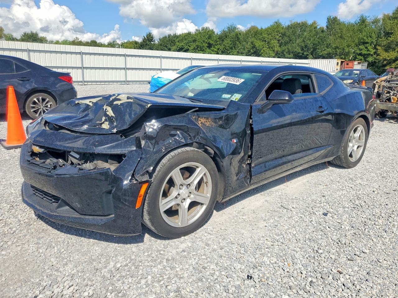 2020 Chevrolet Camaro Ls - zdjęcie główne