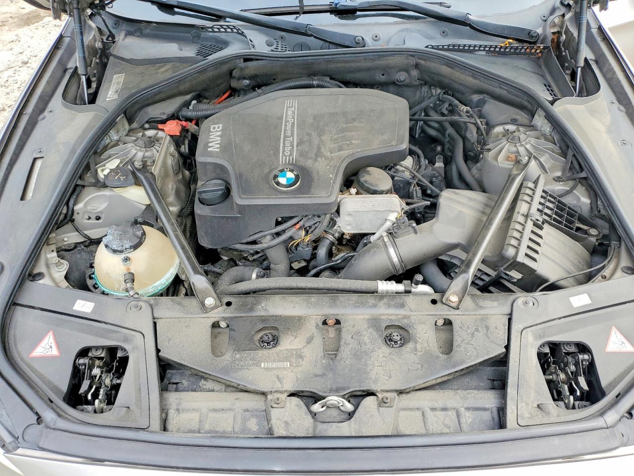 2014 BMW 528 Xi - zdjęcie 11