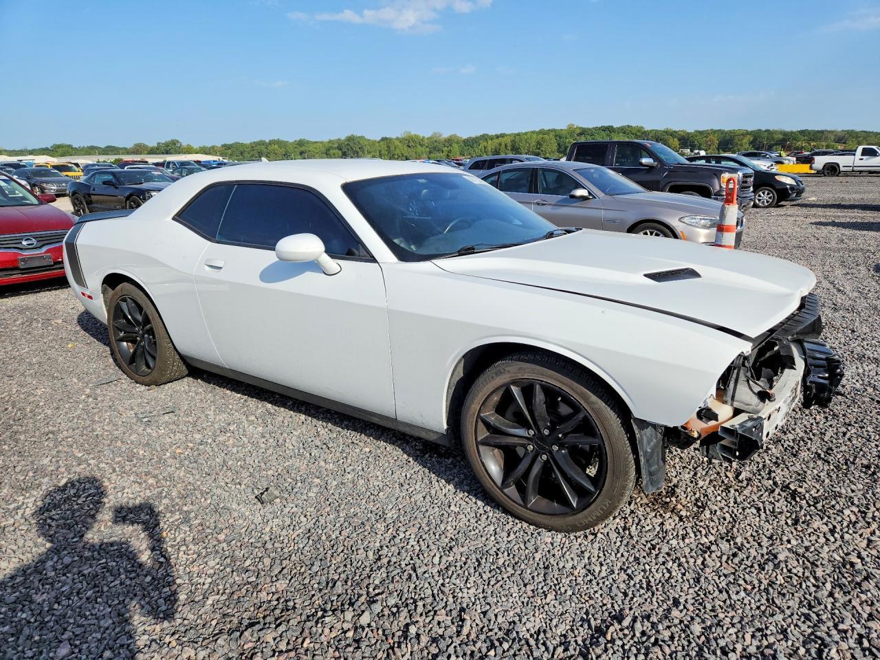 2016 Dodge Challenger Sxt - zdjęcie 4
