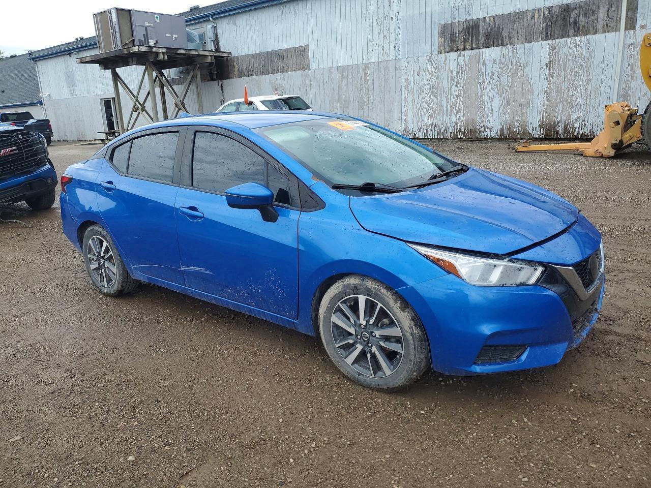 2021 Nissan Versa Sv - zdjęcie 4