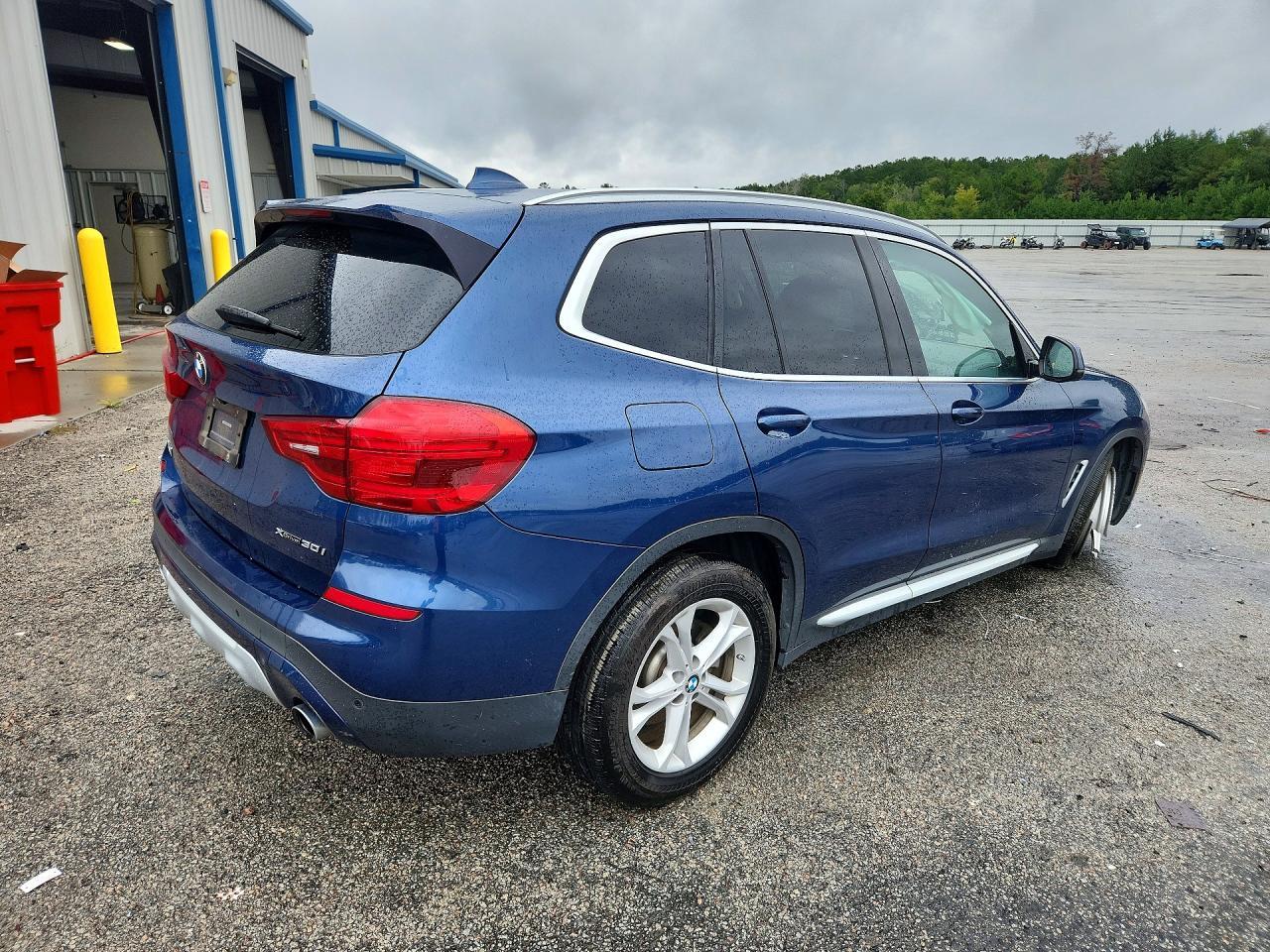 2019 BMW X3 xDrive30I - zdjęcie 3