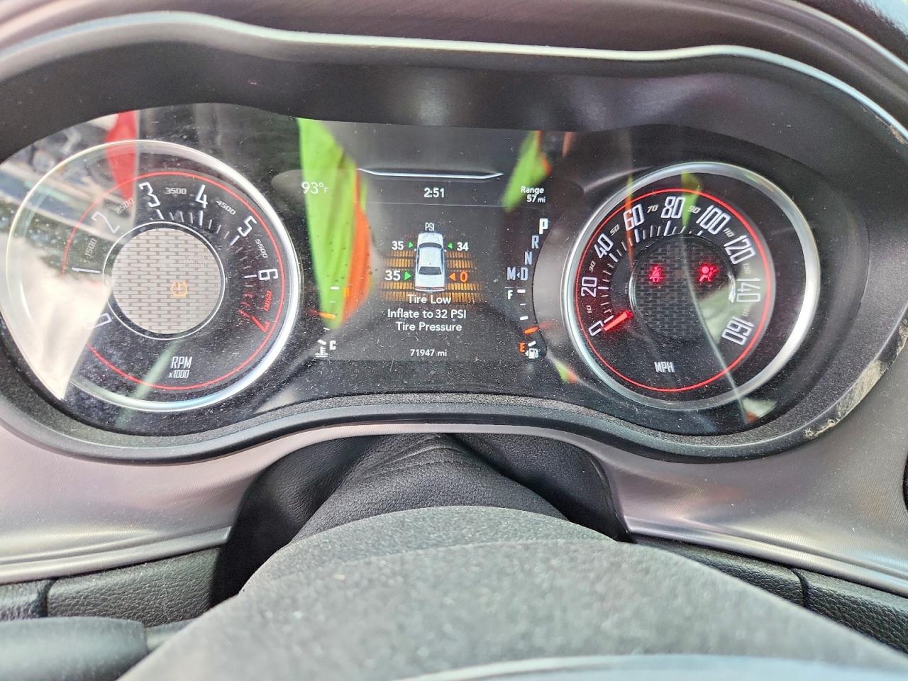 2023 Dodge Challenger Sxt - zdjęcie 9