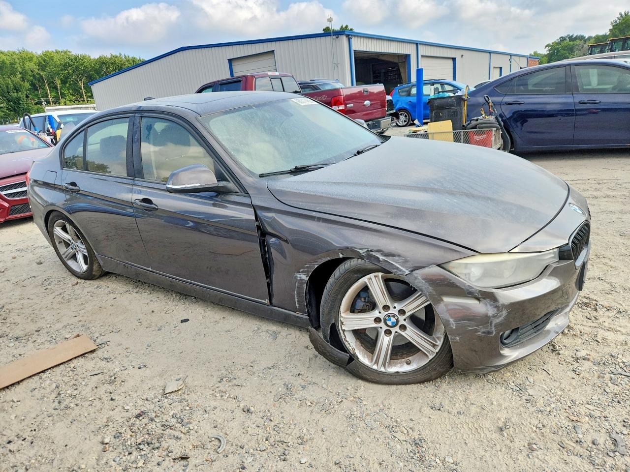 2014 BMW Seria 3 328i - zdjęcie 4